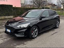 Nero Usata 2019 Ford Focus ST-Line Tre volumi | 14.999 € (Buon prezzo)