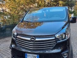 Nero Usata 2019 Opel Vivaro Monovolume | 21.900 € (Molto cara)