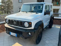 Bianco Usata 2022 Suzuki Jimny SUV | 27.500 € (Buon prezzo)