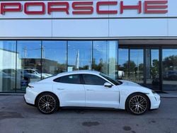 Bianco Usata 2024 Porsche Taycan Performance Package Tre volumi | 78.000 € (Ottimo prezzo)