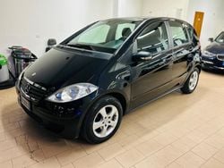 Nero Usata 2007 Mercedes A180 Avantgarde Tre volumi | 2300 € (Buon prezzo)