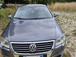 Usata 2008 VW Passat Highline Tre volumi | 3500 € (Buon prezzo)