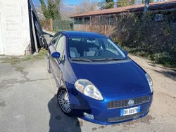 Usata 2007 Fiat Grande Punto Due volumi | 4900 € (Molto cara)