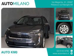 Grigio Nuova 2025 Toyota Yaris Cross Active SUV | 24.890 € (Buon prezzo)