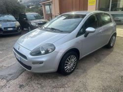 Grigio Usata 2014 Fiat Punto Lounge Tre volumi | 5500 € (Buon prezzo)