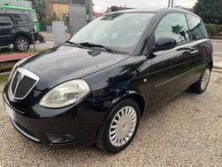 Nero Usata 2010 Lancia Ypsilon Due volumi | 2200 € (Ottimo prezzo)