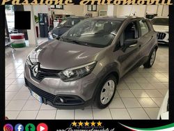 Grigio Usata 2014 Renault Captur SUV | 7890 € (Buon prezzo)