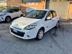 Usata 2011 Renault Clio II Dynamique Tre volumi | 2400 € (Super prezzo)