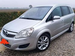 Argento Usata 2008 Opel Zafira Cosmo Monovolume | 3800 € (Buon prezzo)