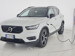 Bianco Usata 2020 Volvo XC40 R-Design SUV | 23.900 € (Buon prezzo)