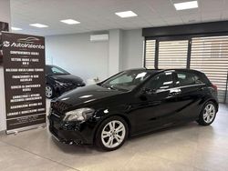 Nero Usata 2018 Mercedes A180 Business Tre volumi | 14.500 € (Buon prezzo)