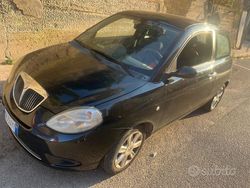 Nero Usata 2005 Lancia Ypsilon Due volumi | 2100 € (Buon prezzo)