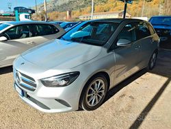 Grigio Usata 2019 Mercedes B180 Monovolume | 15.000 € (Ottimo prezzo)