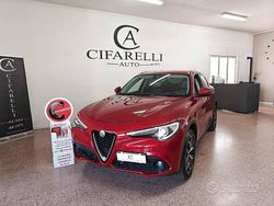 Rosso Usata 2017 Alfa Romeo Stelvio Super SUV | 19.000 € (Ottimo prezzo)