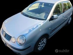 Grigio Usata 2002 VW Polo Comfortline Due volumi | 2500 € (Buon prezzo)