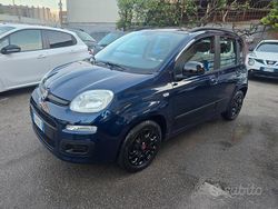 Blu Usata 2013 Fiat Panda Lounge Tre volumi | 5199 € (Buon prezzo)