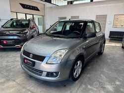 Grigio Usata 2006 Suzuki Swift GL Tre volumi | 3900 € (Molto cara)