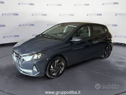 Grigio Usata 2023 Hyundai i20 Tre volumi | 15.020 € (Buon prezzo)