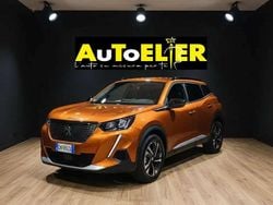 Arancione Usata 2023 Peugeot 2008 Allure SUV | 15.400 € (Ottimo prezzo)