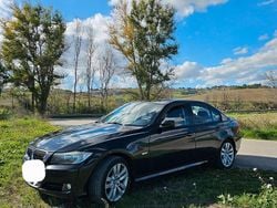 Nero Usata 2009 BMW 320 Efficient Dynamics Tre volumi | 4500 € (Buon prezzo)