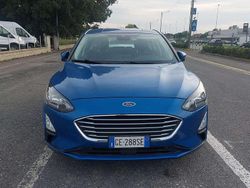 Blu/azzurro Usata 2021 Ford Focus Business Edition Tre volumi | 12.990 € (Ottimo prezzo)