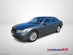 Grigio metalizzato Usata 2002 BMW 735 Tre volumi | 12.900 €