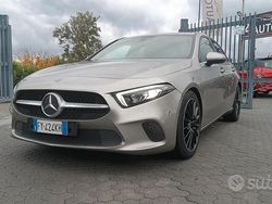 Argento Usata 2019 Mercedes A180 Business Tre volumi | 22.500 € (Molto cara)