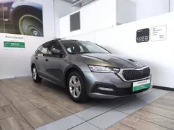 Grigio Usata 2021 Skoda Octavia Station wagon | 19.300 € (Ottimo prezzo)