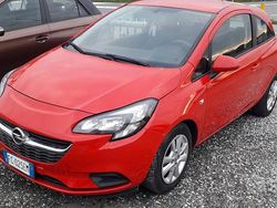 Rosso Usata 2016 Opel Corsa Coupé | 7500 € (Buon prezzo)