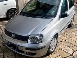 Grigio Usata 2009 Fiat Panda Tre volumi | 4200 € (Buon prezzo)