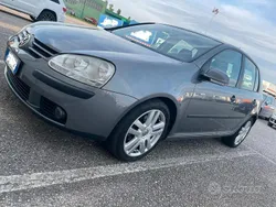 Grigio Usata 2008 VW Golf V Comfortline Due volumi | 4300 € (Buon prezzo)