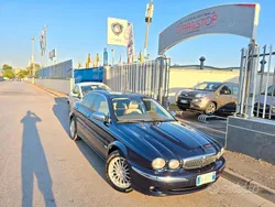 Blu Usata 2006 Jaguar X-type Executive Tre volumi | 2700 € (Cara)