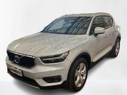 Grigio Usata 2020 Volvo XC40 Momentum SUV | 30.900 € (Molto cara)