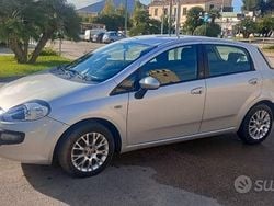 Usata 2011 Fiat Punto Tre volumi | 3900 € (Buon prezzo)