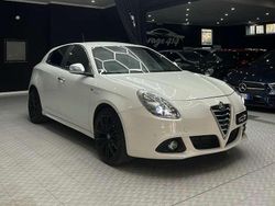Bianco Usata 2014 Alfa Romeo Giulietta Tre volumi | 8500 € (Cara)