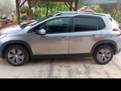 Grigio Usata 2019 Peugeot 2008 SUV | 10.200 € (Super prezzo)