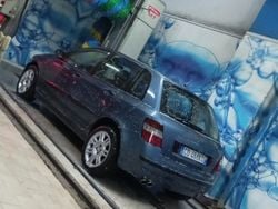 Blu Usata 2002 Fiat Stilo Tre volumi | 2800 € (Molto cara)