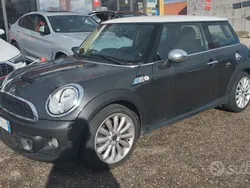 Grigio Usata 2011 Mini Cooper SD Due volumi | 9500 € (Buon prezzo)