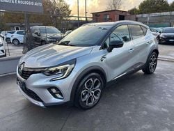 Argento Usata 2021 Renault Captur Initiale Paris SUV | 15.900 € (Buon prezzo)