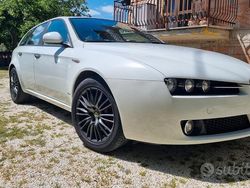 Bianco Usata 2010 Alfa Romeo 159 Progression Station wagon | 6800 € (Molto cara)