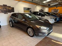 Grigio Usata 2017 Ford Focus Titanium X Tre volumi | 7500 € (Buon prezzo)