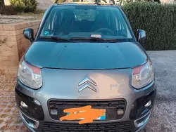 Grigio Usata 2011 Citroën C3 Picasso Exclusive Monovolume | 2500 € (Ottimo prezzo)