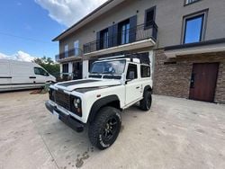 Bianco Usata 2003 Land Rover Defender SUV | 24.000 € (Ottimo prezzo)