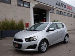 Argento Usata 2012 Chevrolet Aveo LT Tre volumi | 3900 € (Cara)