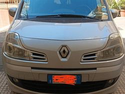 Grigio Usata 2008 Renault Modus Dynamique Monovolume | 2900 € (Buon prezzo)