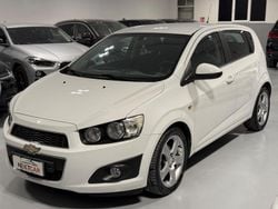 Bianco Usata 2012 Chevrolet Aveo LTZ Tre volumi | 4700 € (Buon prezzo)