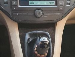 Usata 2004 Ford C-MAX Ghia Monovolume | 2700 € (Buon prezzo)