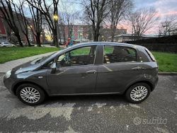Grigio Usata 2013 Fiat Punto Due volumi | 4000 €