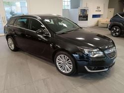 Nero Usata 2015 Opel Insignia Cosmo Station wagon | 8200 € (Buon prezzo)