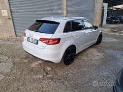 Usata 2015 Audi A3 S-Line Tre volumi | 16.000 € (Molto cara)